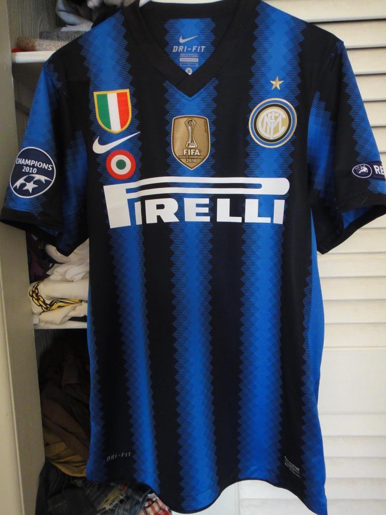 10-11 Inter Milan Retro Jersey (UCL PATCHES)- LONG SLEEVE ONLY