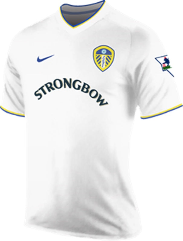 00-01 Leeds Retro Jersey (EPL Patches)