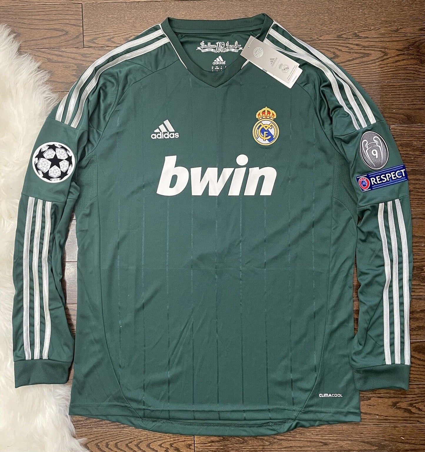 12-13 Real Madrid Jersey Retro (UCL PATCHES)